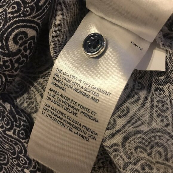 Tommy Hilfiger. Size S/P. Cotton long sleeve 1/2 button down shirt. Lt Wt. B22 - Picture 6 of 8